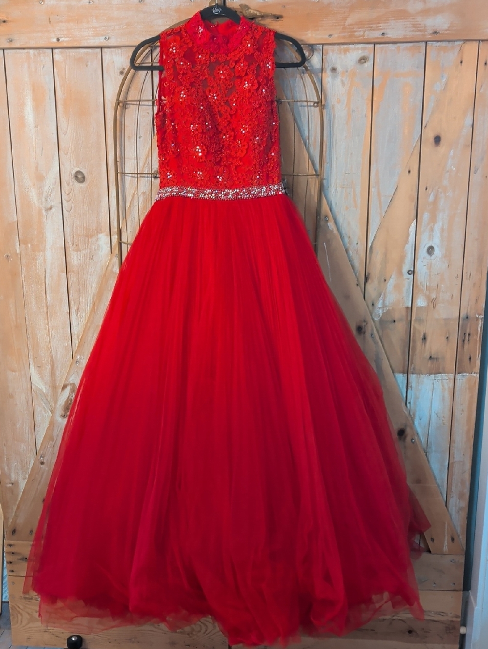 Sherri Hill amazing Red Prom Dress.   Size 6